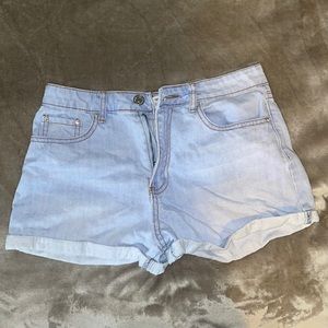 Forever 21 Jean shorts. Light blue wash and size 26.